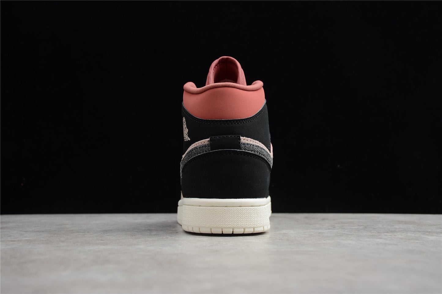 Nike Air Jordan 1 Mid "Canyon Rust"