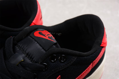 Air Jordan 1 KO Low Bred Sneakers
