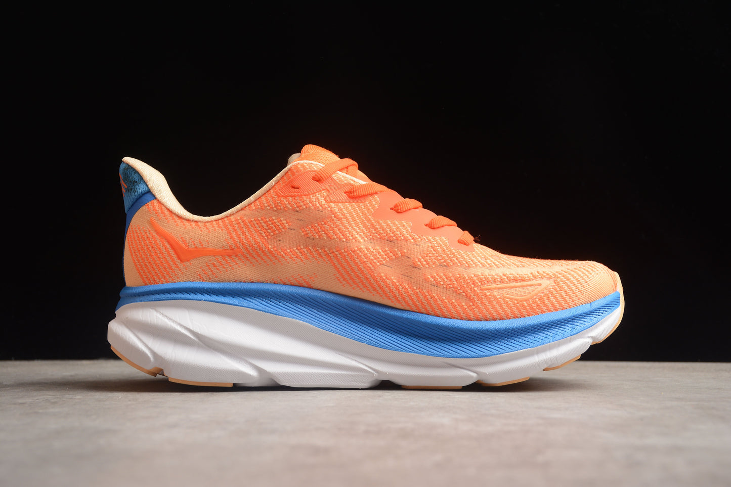 Hoka One One Clifton 9 Orange