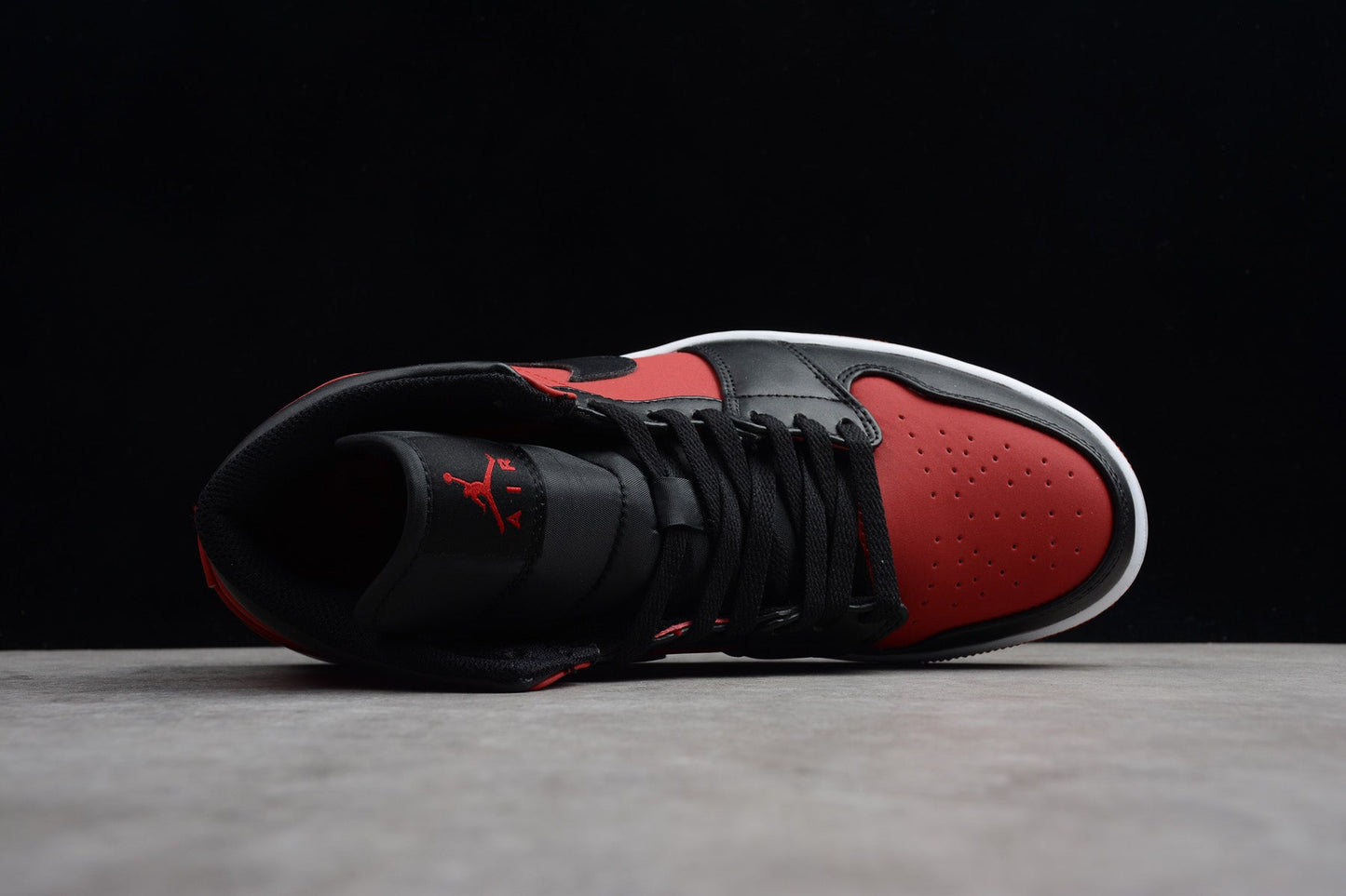 Air Jordan 1 Mid "Reverse Bred"