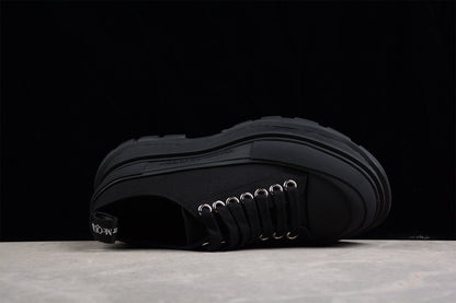 Alexander McQueen Tread Slick Black
