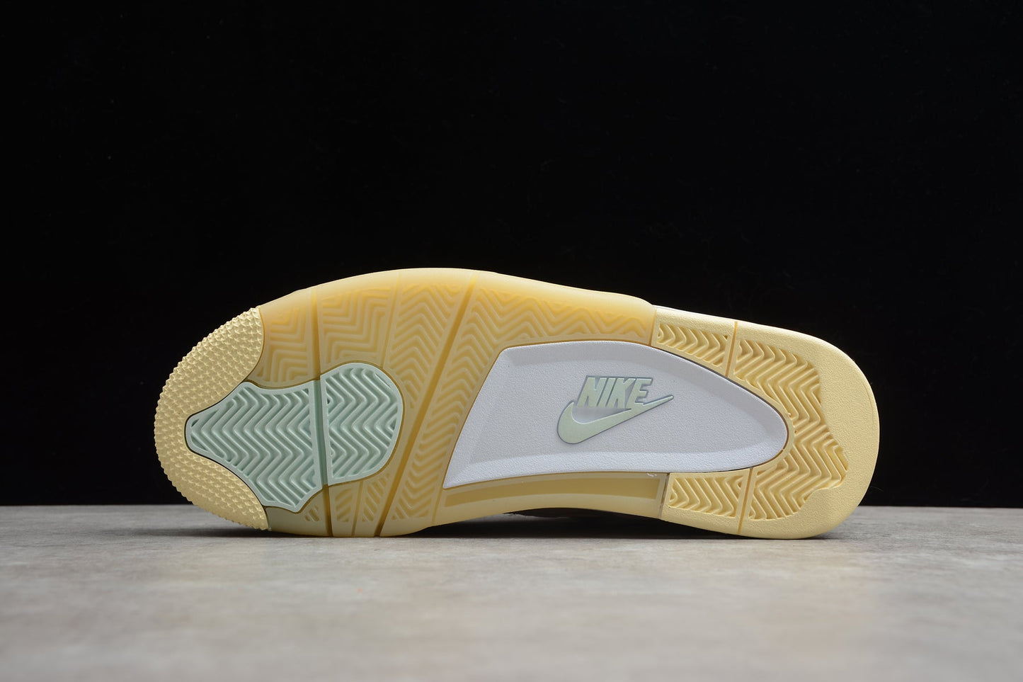 Off-White x Air Jordan 4 Retro SP "Sail"