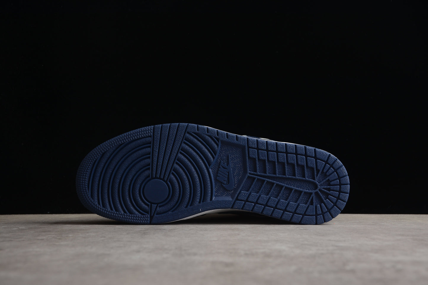 Nike Air Jordan 1 Mid SE "Seahawks"