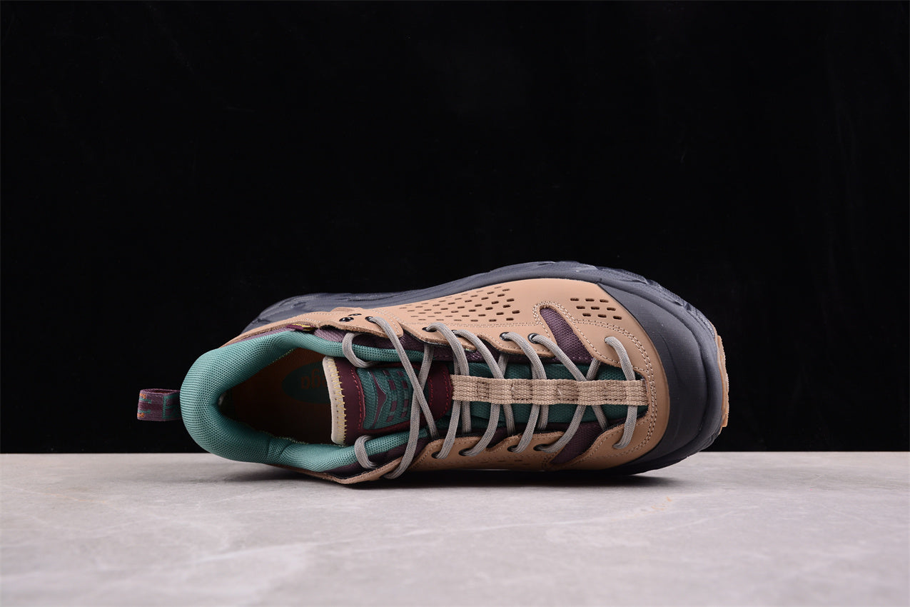 Hoka One One Tor Ultra Low Bodega