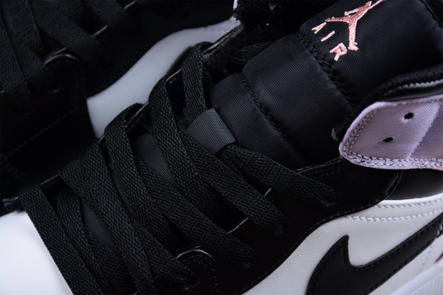 Air Jordan 1 Mid SE "Tie-Dye"