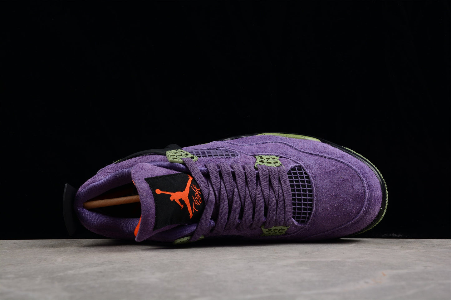Air Jordan 4 Retro "Canyon Purple"