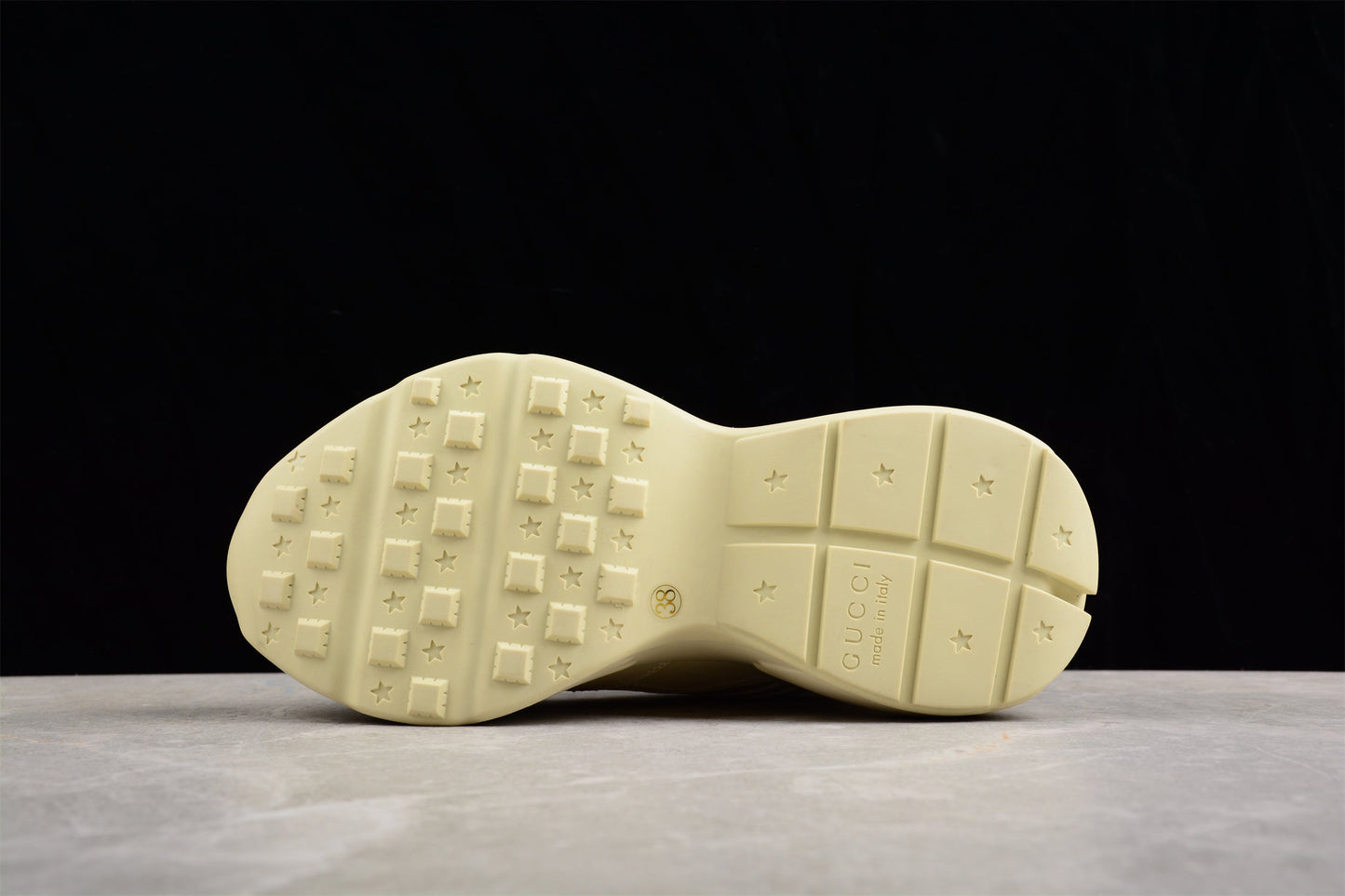 Gucci Rhyton Beige Cat Sneakers