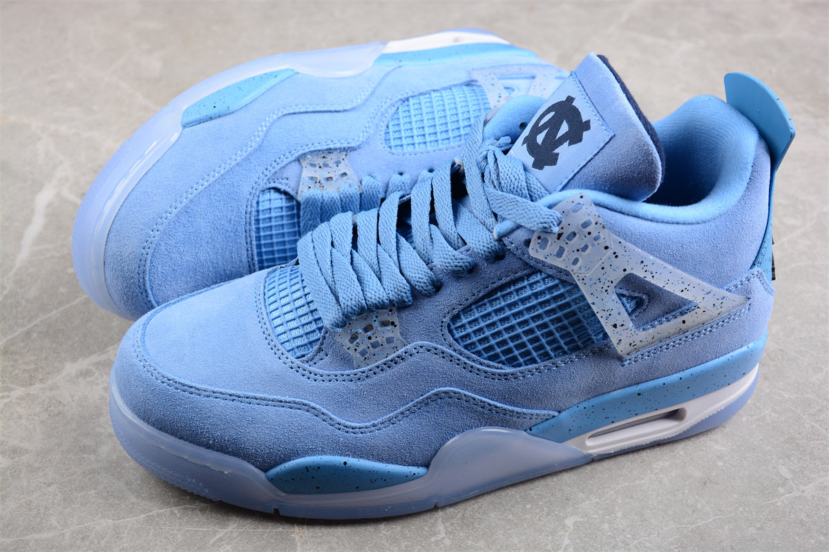 Air Jordan 4 Retro UNC PE