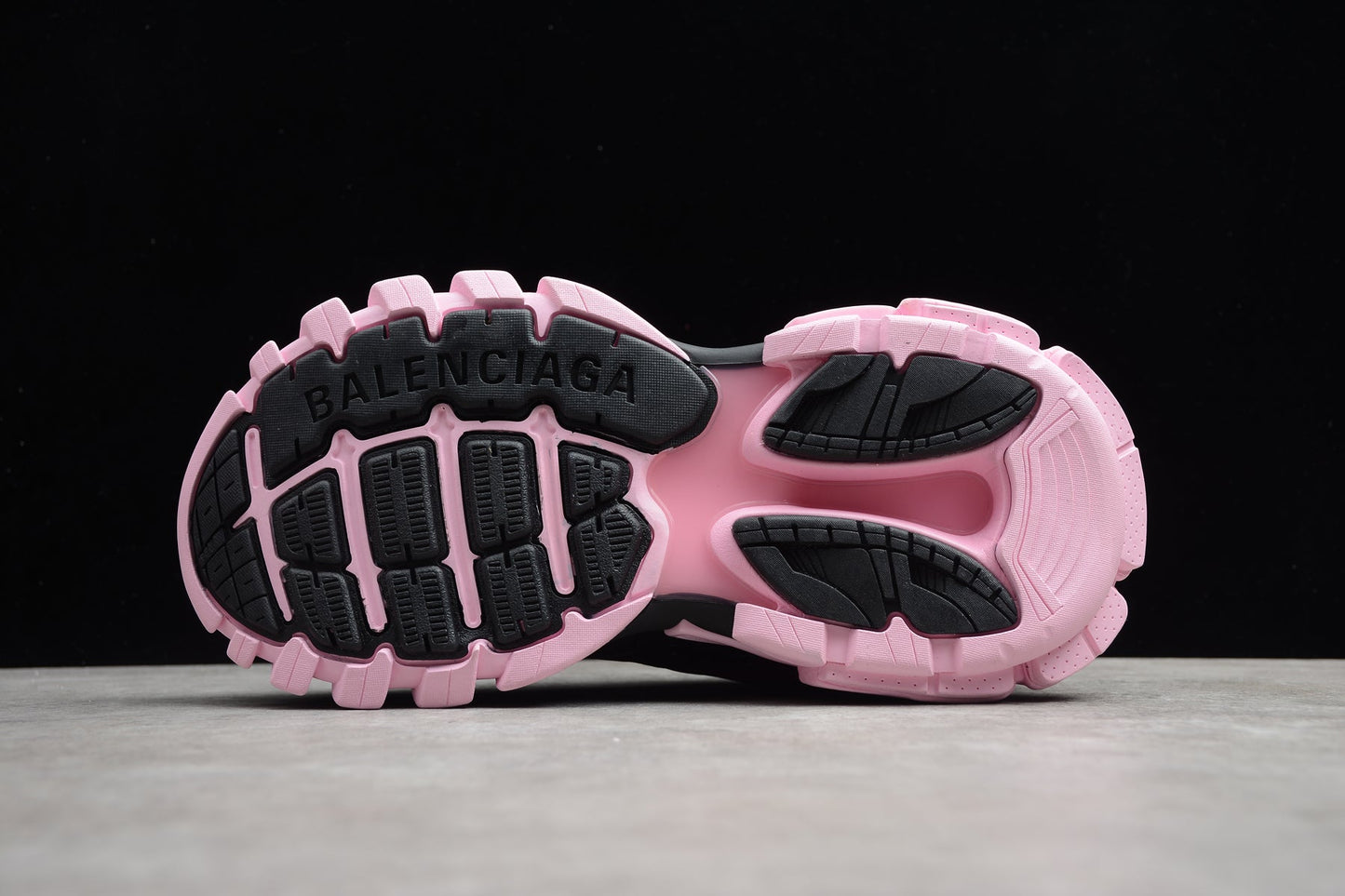 Women's Black & Pink Track Lifestyle Sneakers