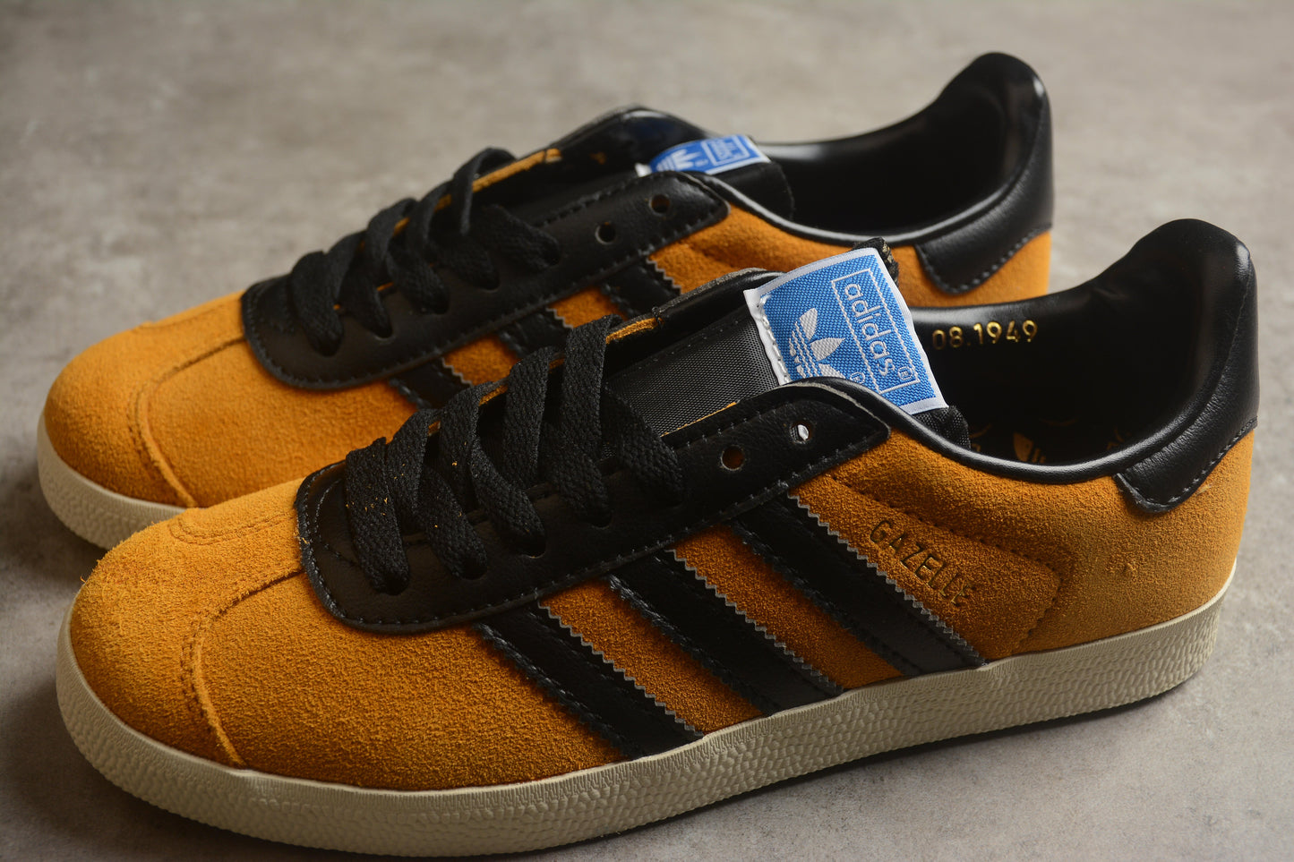 adidas Gazelle "Team Collegiate Gold / Core Black"