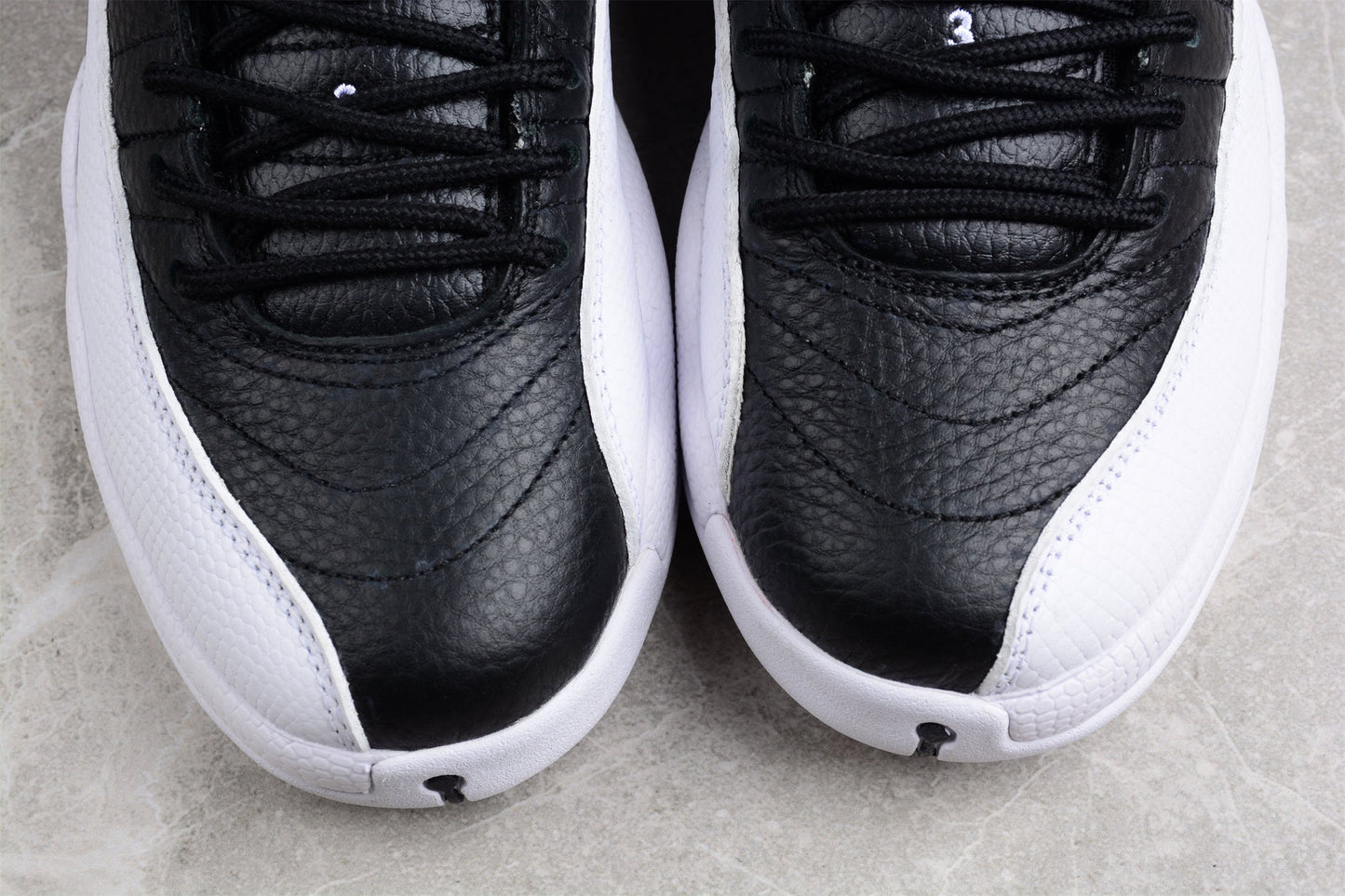 Air Jordan 12 "Playoffs" Black/White