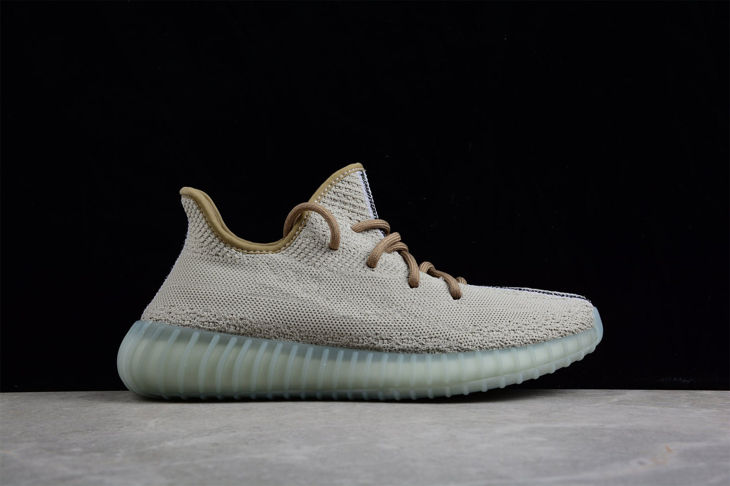 Adidas Yeezy Boost 350 V2 Sneakers