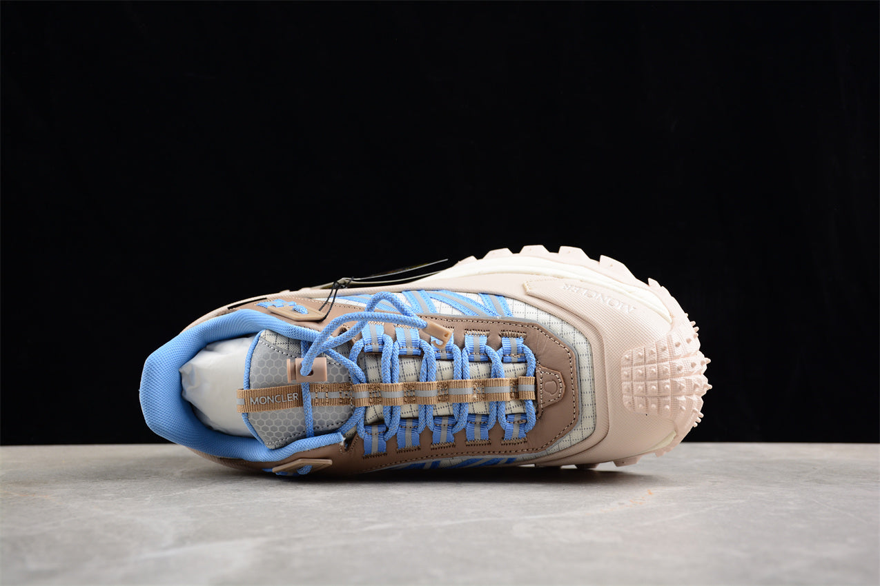 Wmns Moncler Trailgrip GORE-TEX 'Off White'