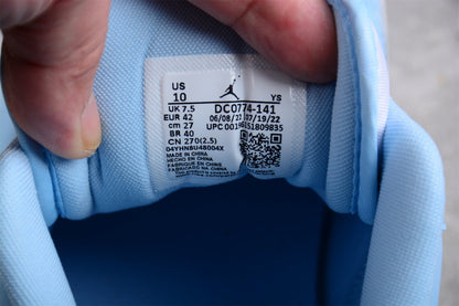 Air Jordan 1 Low Ice Blue Sneakers