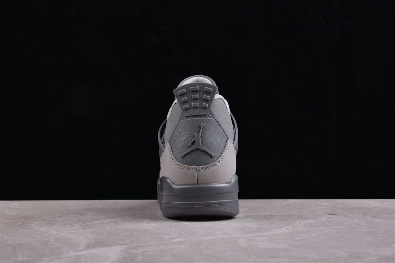 Air Jordan 4 Retro SE "Wet Cement"