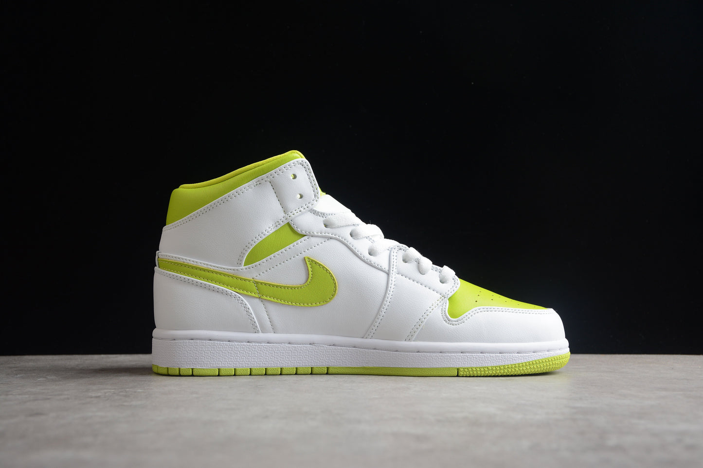 Air Jordan 1 Mid "White Lime"