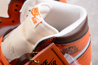 Air Jordan 1 High OG Starfish Sneakers