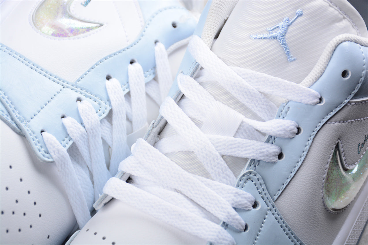 Nike Air Jordan 1 Low SE "Reverse Ice Blue"
