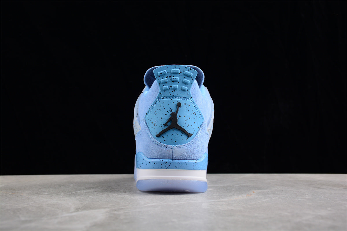 Air Jordan 4 Retro UNC PE
