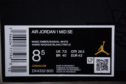 Air Jordan 1 Mid Flight Club Basketball Retro Sneakers