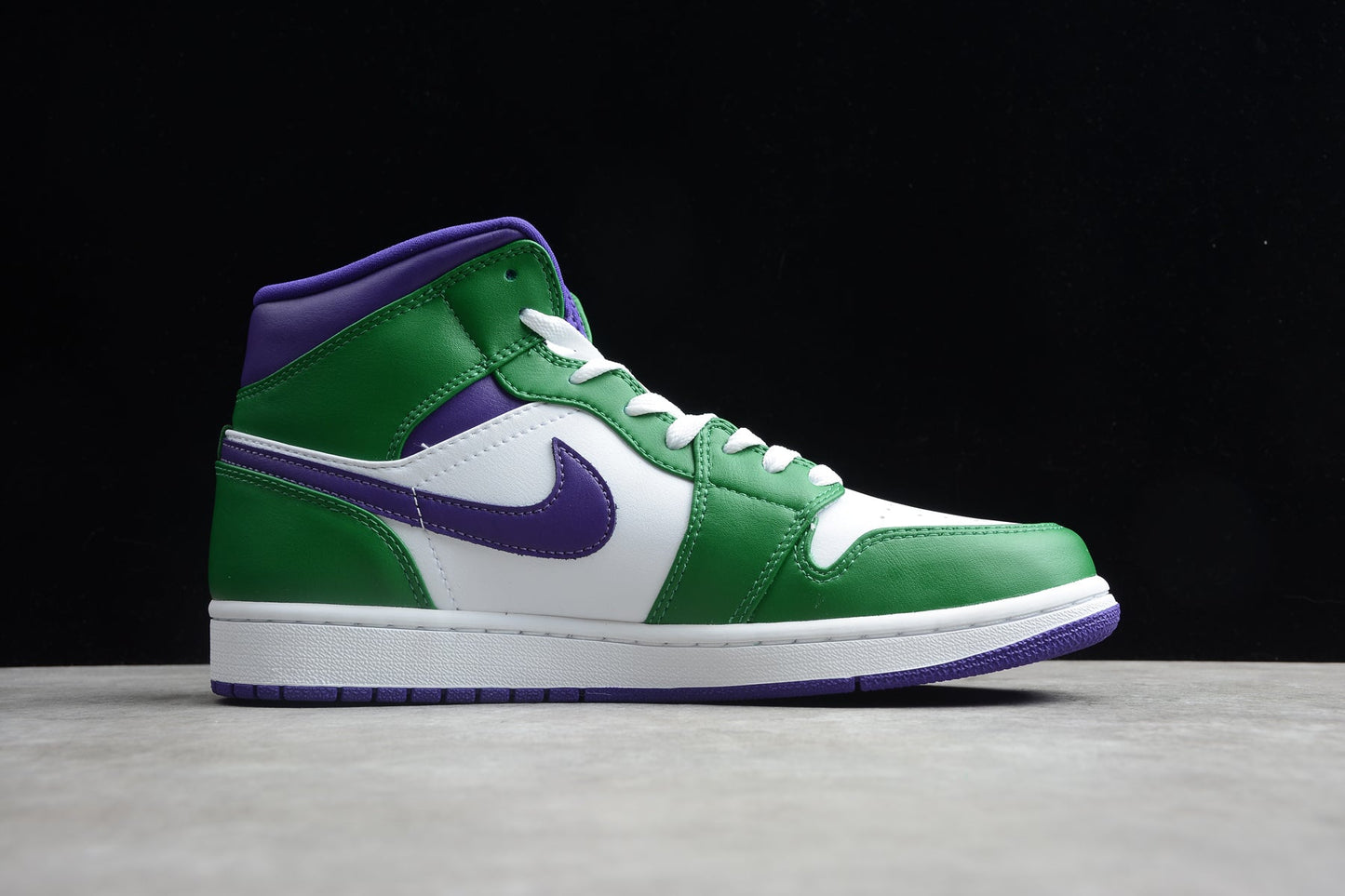 Nike Air Jordan 1 Mid "Incredible Hulk"