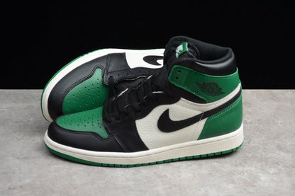 Air Jordan 1 Retro High OG Pine Green Sneakers
