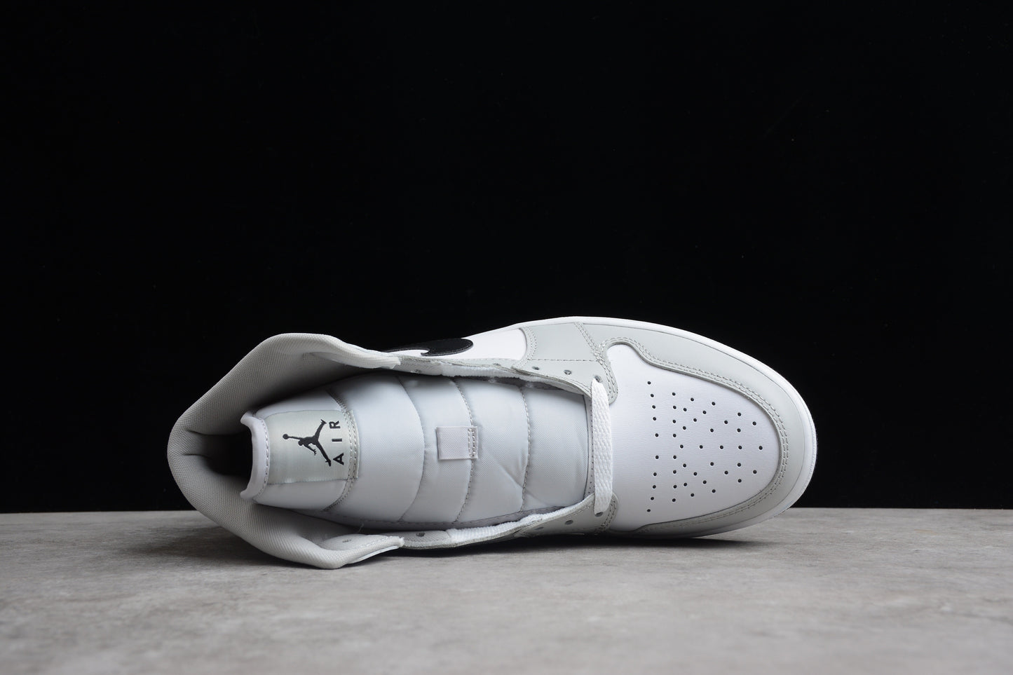 Nike Air Jordan 1 Mid "Grey Fog Black White"