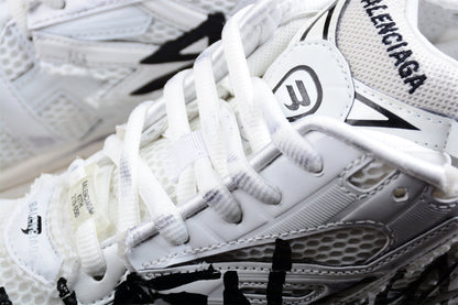 Balenciaga Runner Graffiti White