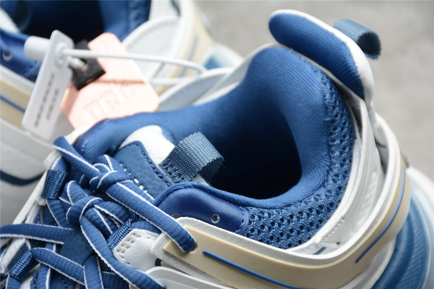 Men's White & Blue Track Lifestyle Sneakers