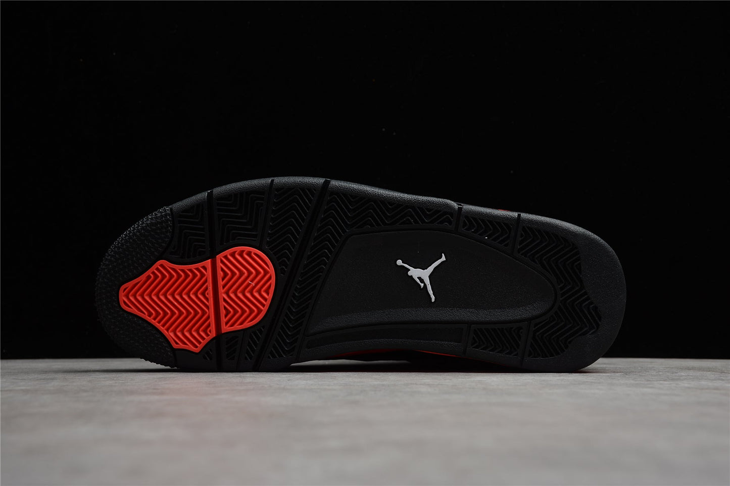 Air Jordan 4 Retro “Red Thunder”