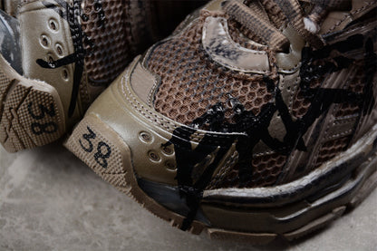Balenciaga Runner Graffiti Taupe