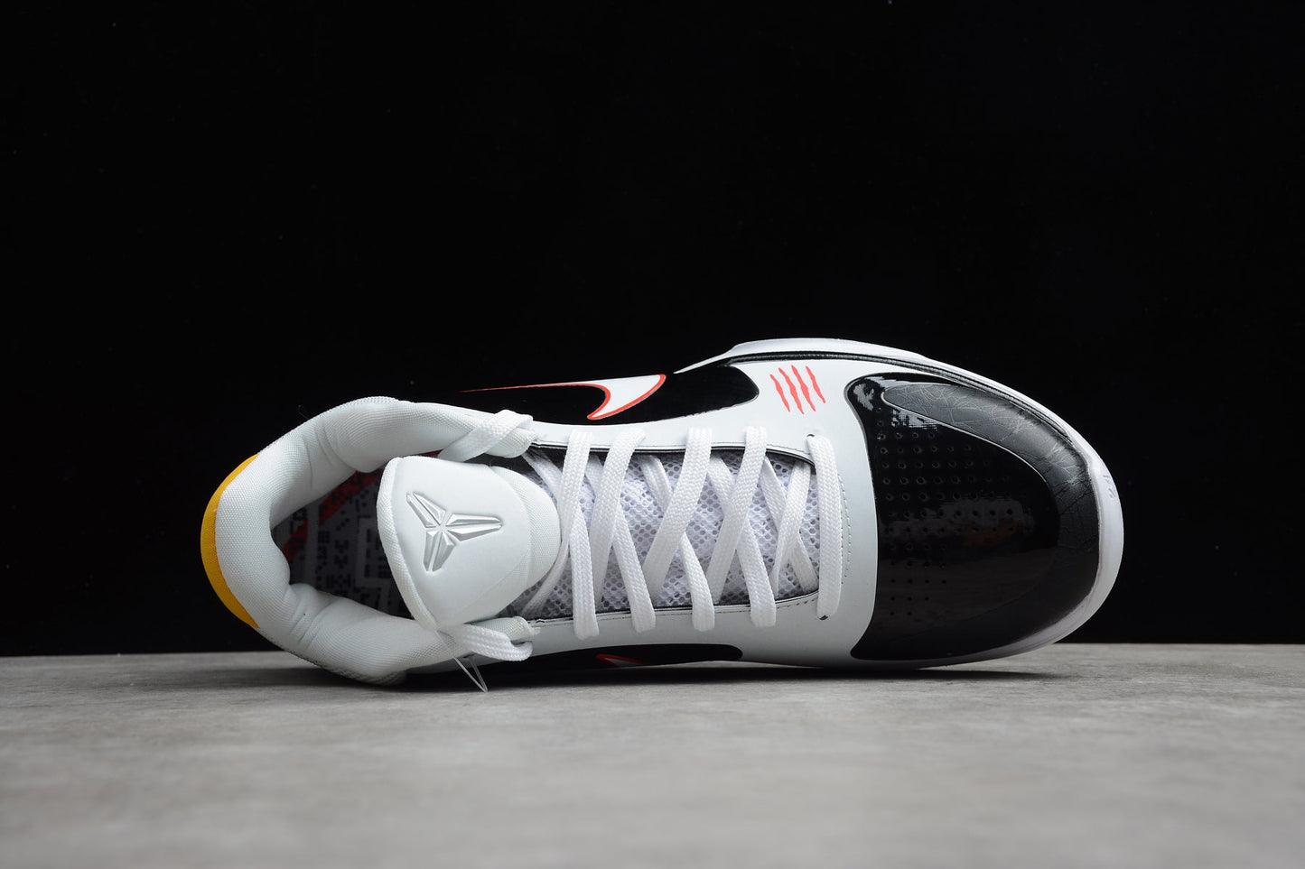 Nike Kobe 5 Protro “Alternate Bruce Lee”