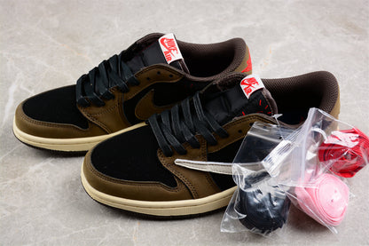 Travis Scott x Air Jordan 1 Retro Low OG SP Black Dark Mocha Sneakers