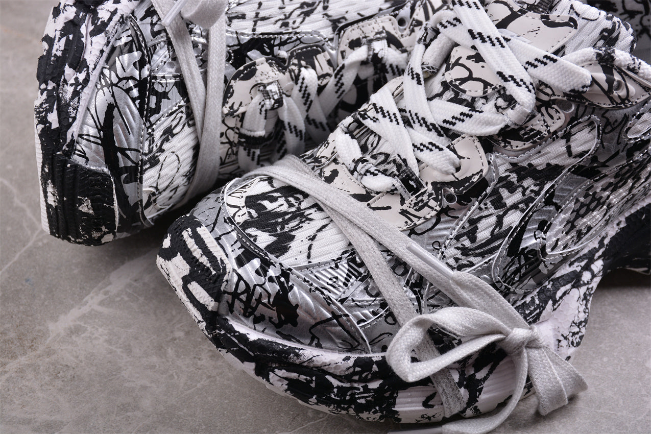 Balenciaga 3XL Extreme Graffiti White & Black