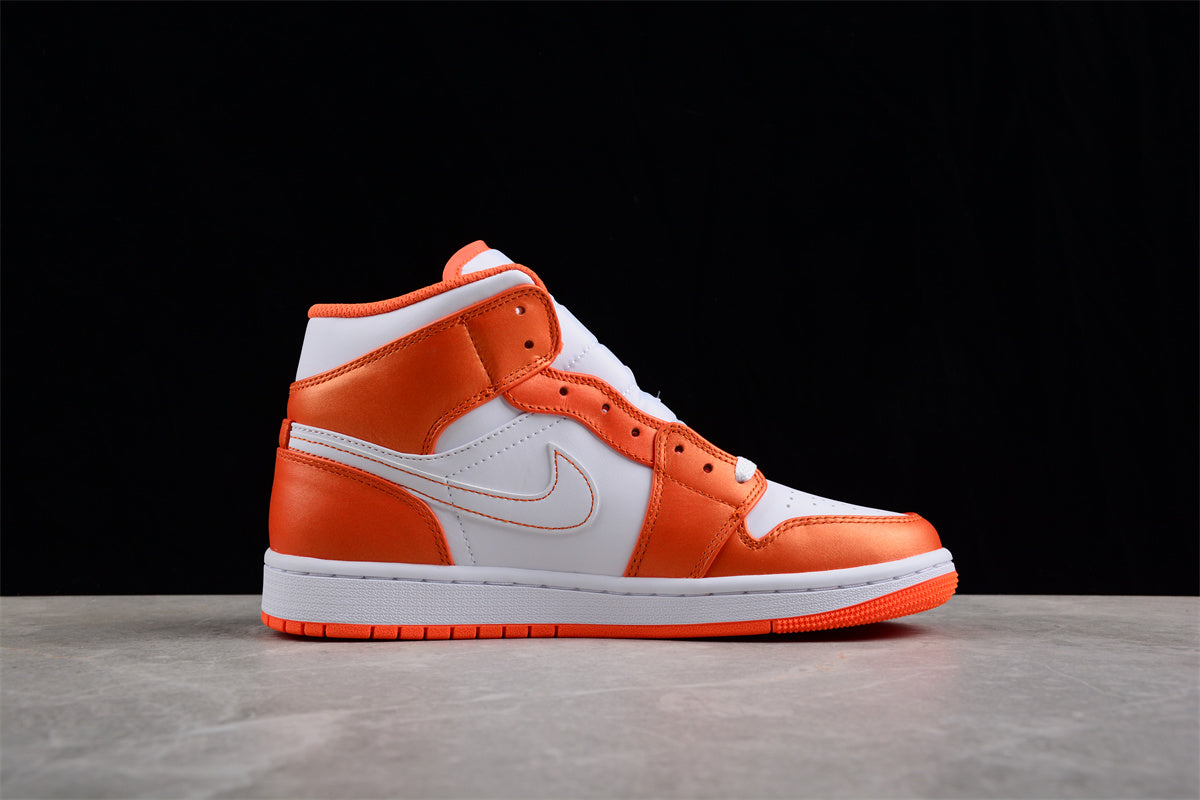 Air Jordan 1 Mid SE "Electro Orange"