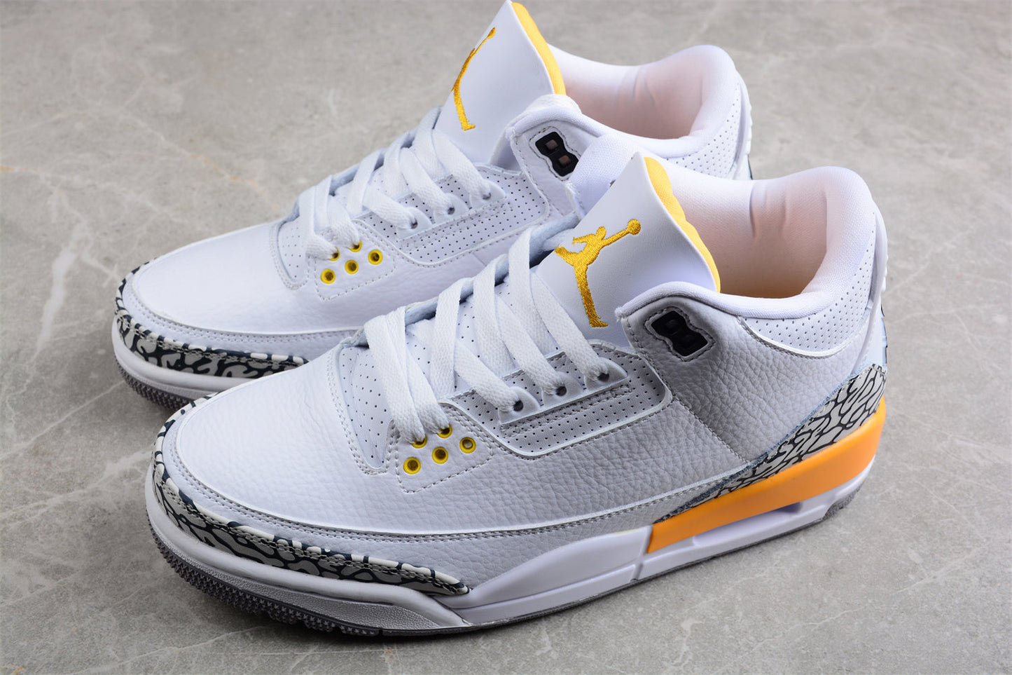 Air Jordan 3 Retro “Laser Orange”