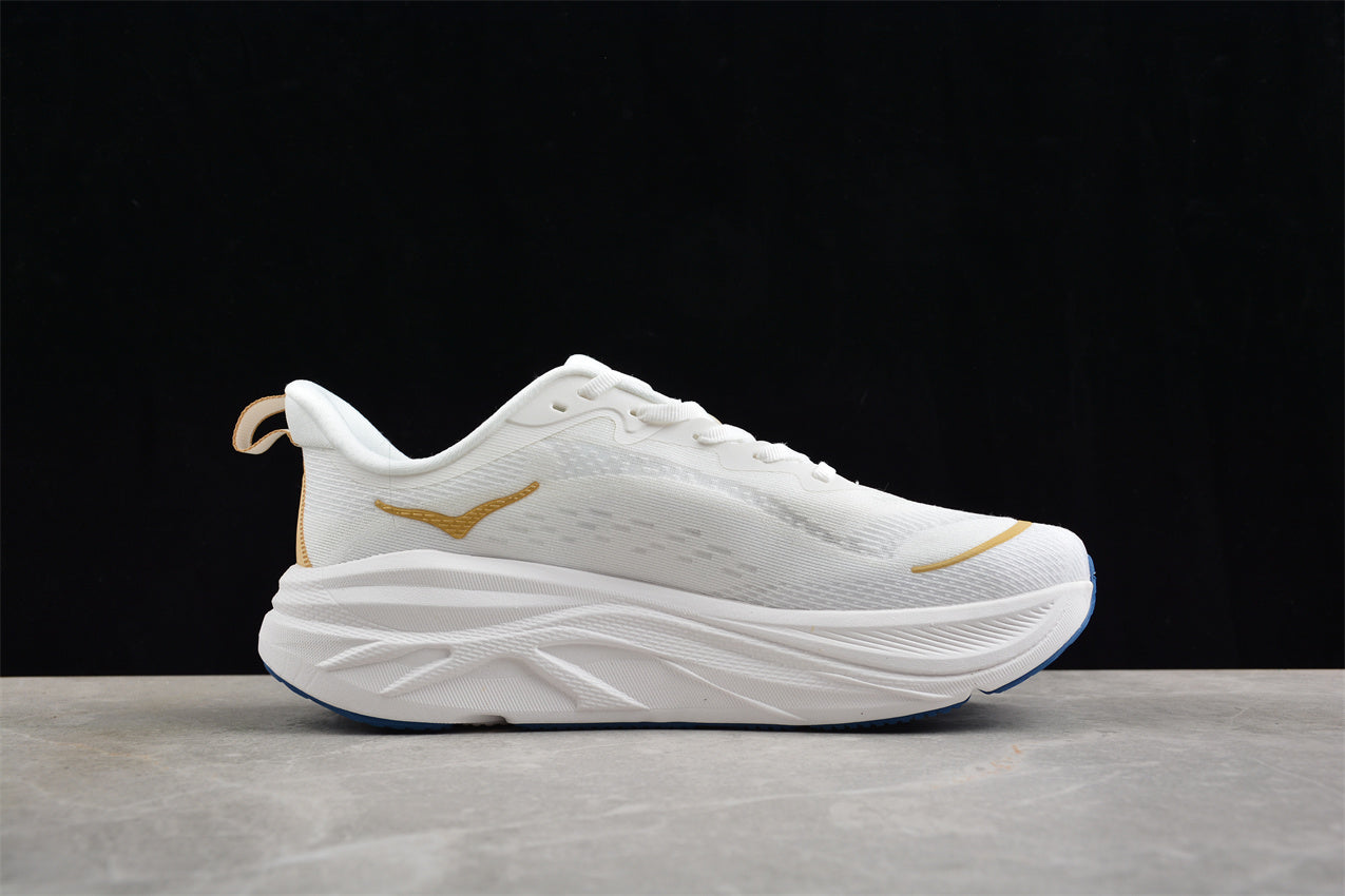 HOKA One One Skyflow in White