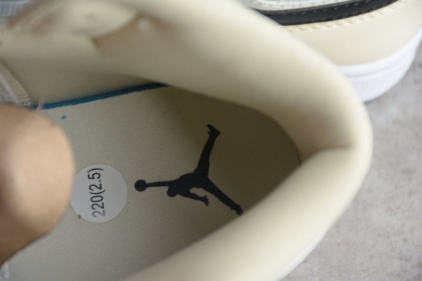 Nike Air Jordan 1 Mid "Coconut Milk"