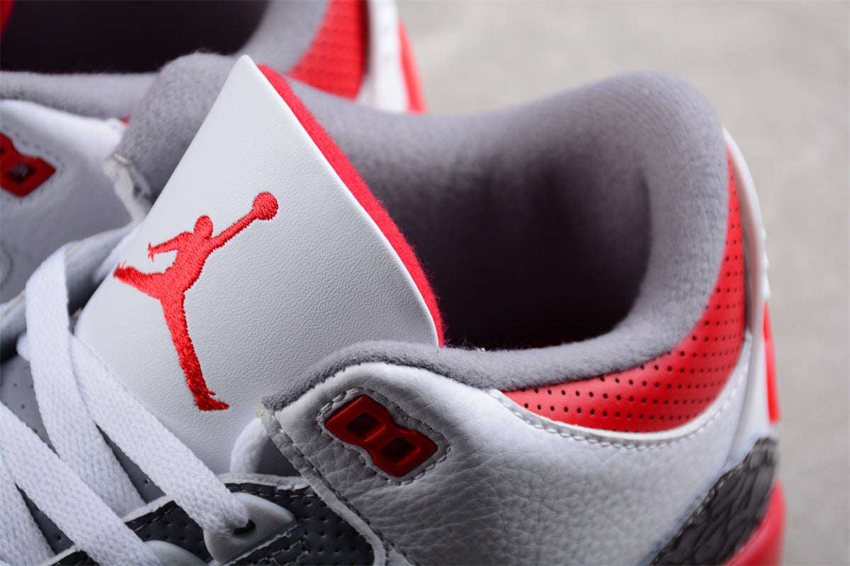 Air Jordan 3 Retro 'Fire Red' (2022)
