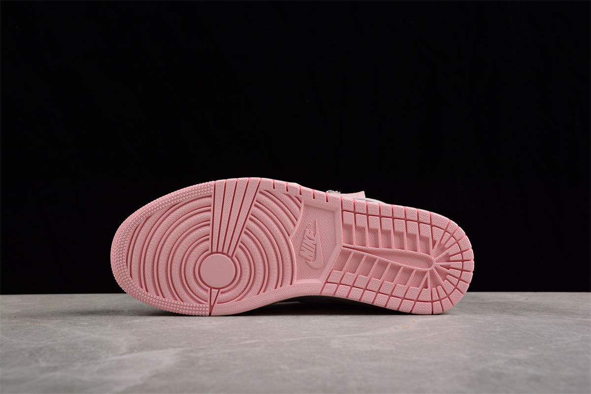 Air Jordan 1 High OG “Washed Pink”