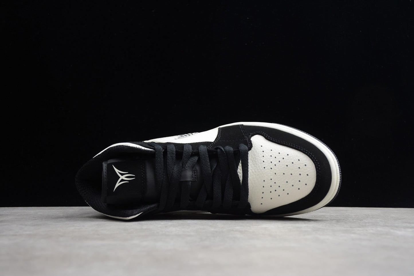 Air Jordan 1 Mid "Equality" LE