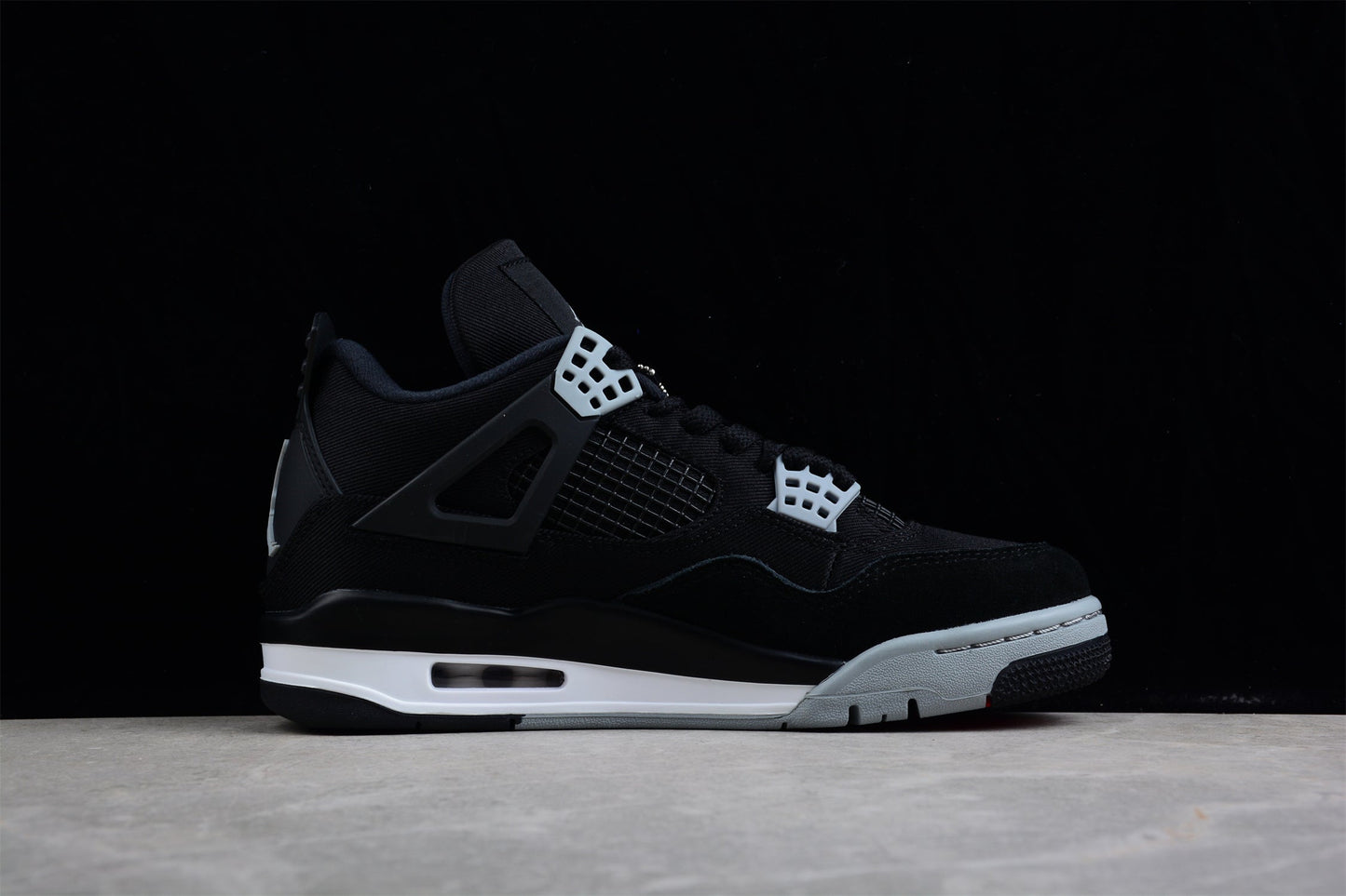 Air Jordan 4 Retro SE 'Black Canvas'