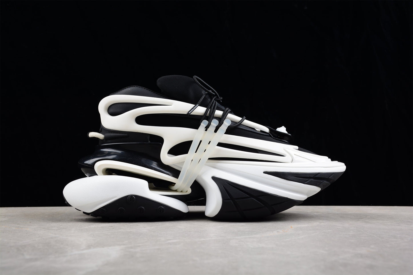 Balmain Unicorn Low-Top Sneakers in White/Black – Neoprene and Leather