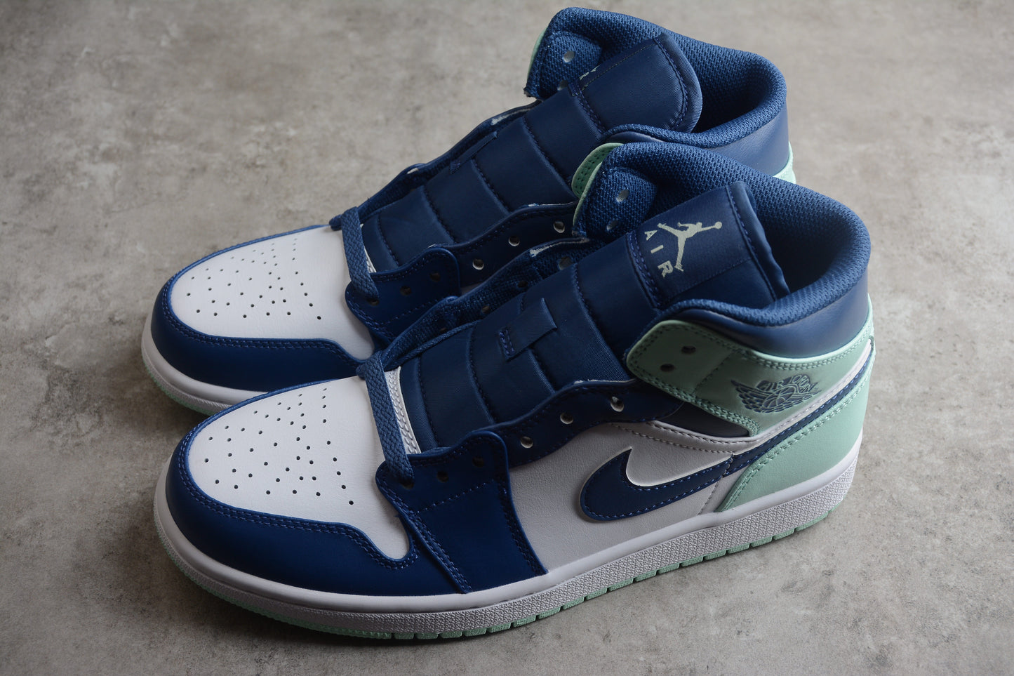 Nike Air Jordan 1 Mid Mystic Navy Mint Foam White