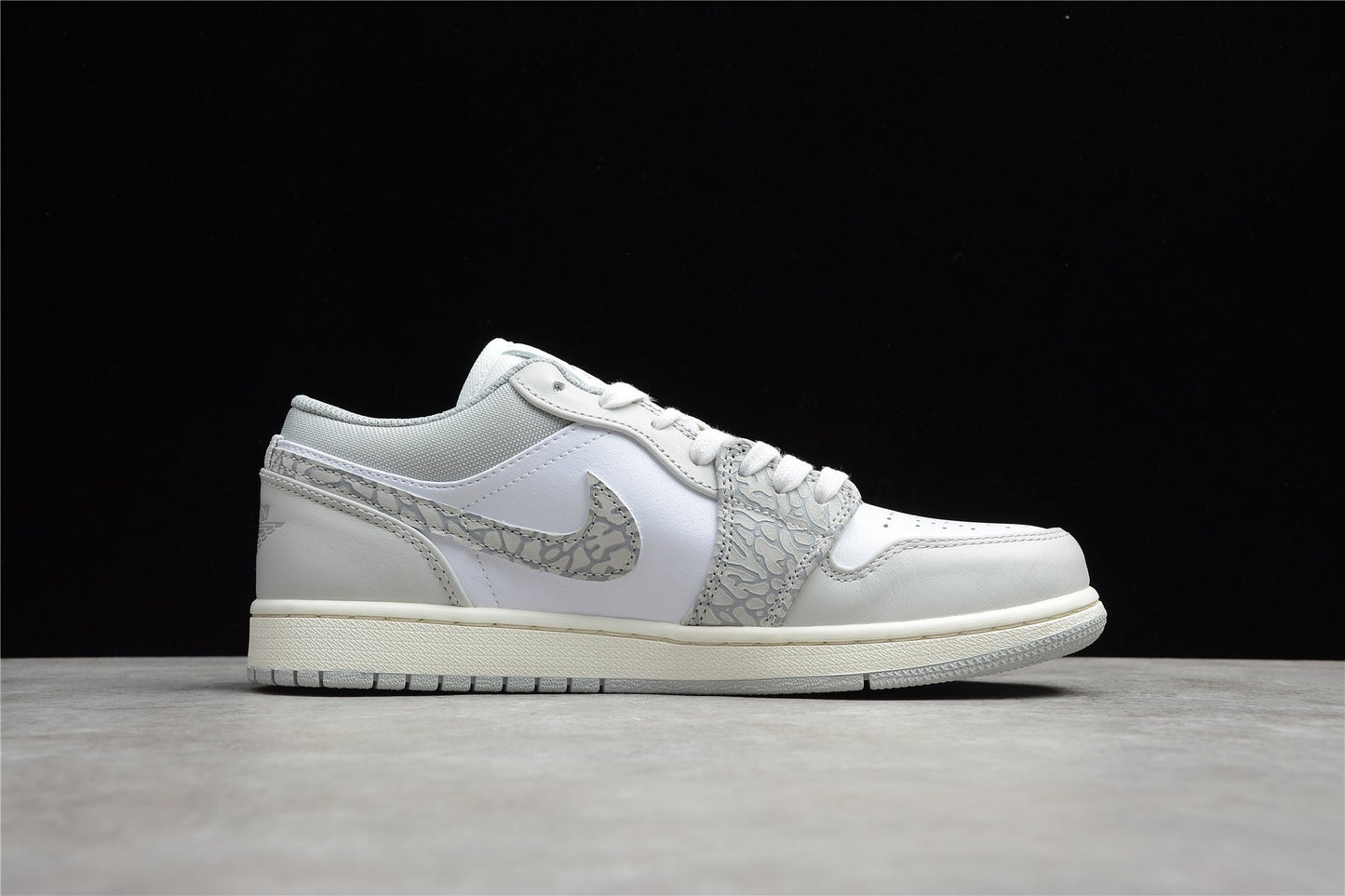 Air Jordan 1 Low “Berlin Grey”