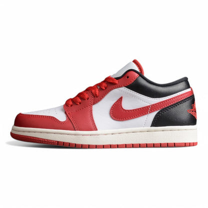 Air Jordan 1 Low Chicago Bulls Sneakers