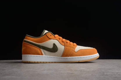 Nike Air Jordan 1 Low SE Light Curry Sneakers