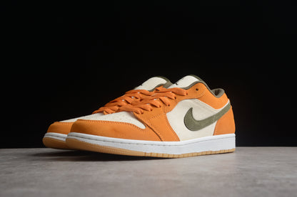 Nike Air Jordan 1 Low SE Light Curry Sneakers