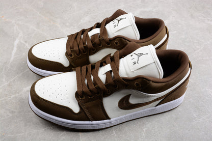 Air Jordan 1 Low SE Light Olive Sneakers