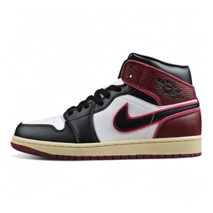 Air Jordan 1 Mid SE Bordeaux Sneakers